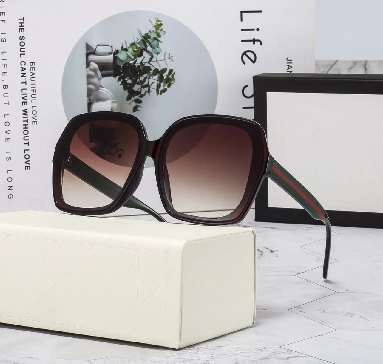 Nelie glasses